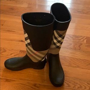 Burberry rain boots